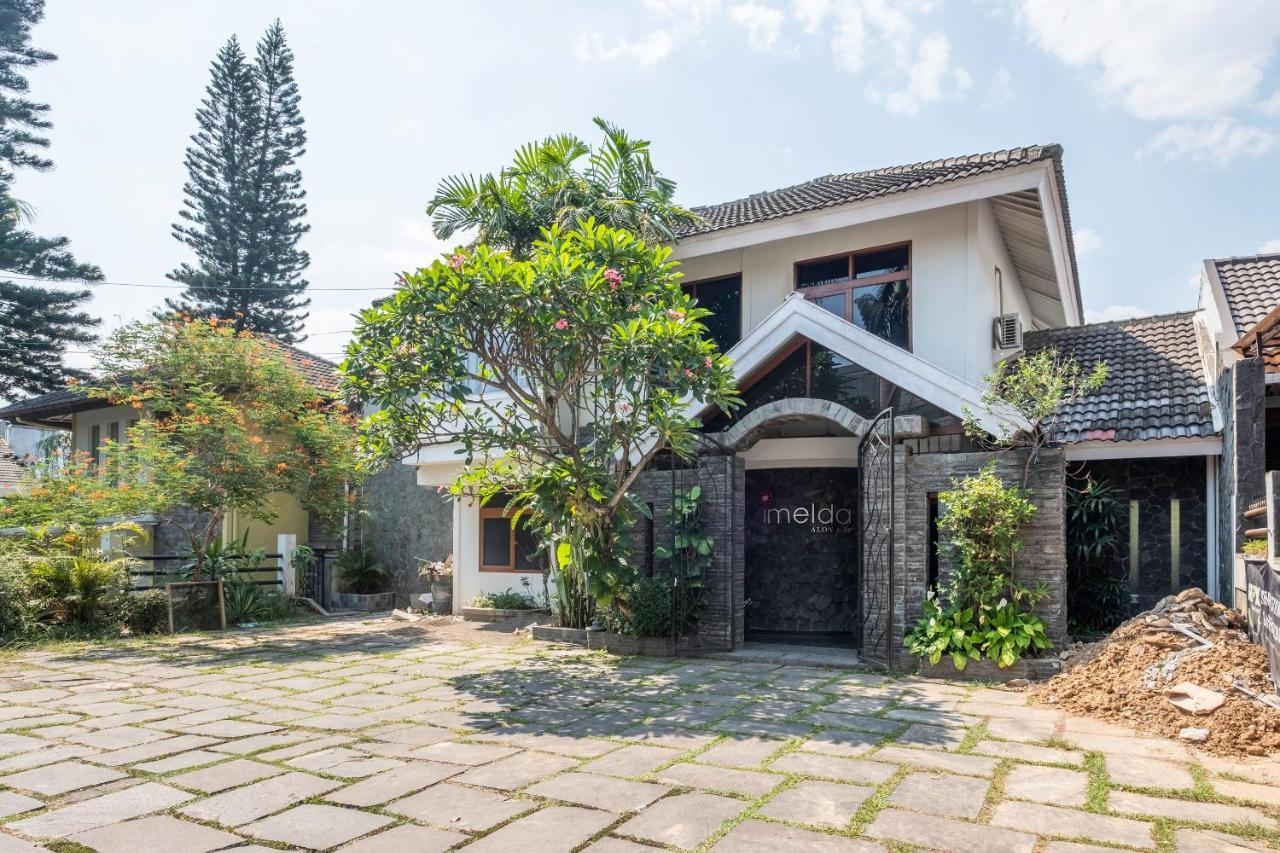 Imelda Residence Setrasari Redpartner Μπαντούνγκ Εξωτερικό φωτογραφία